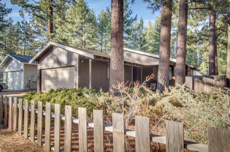 889 Tallac Ave - Photo 3 of 11