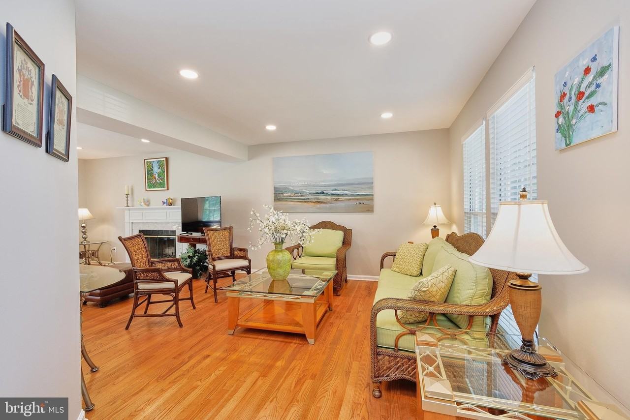 6507 Harvest Mill Ct - Photo 4 of 42