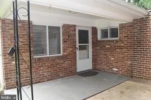 7221 Barry Rd - Photo 3 of 28