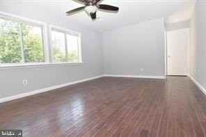 7221 Barry Rd - Photo 5 of 28