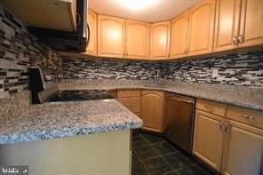 7221 Barry Rd - Photo 7 of 28