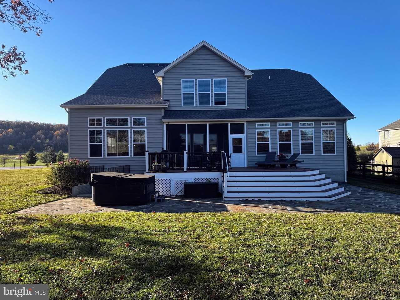 19854 Don Juan Ln - Photo 3 of 19