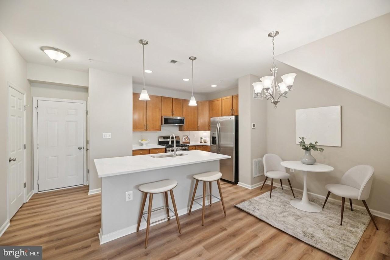 6103 Aster Haven Cir - Photo 6 of 33