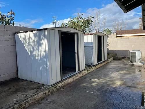 26001 Juanita St - Photo 4 of 10