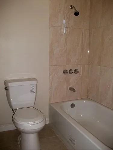 26001 Juanita St - Photo 5 of 10