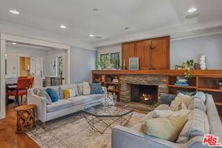 1749 Hill St - Photo 7 of 8