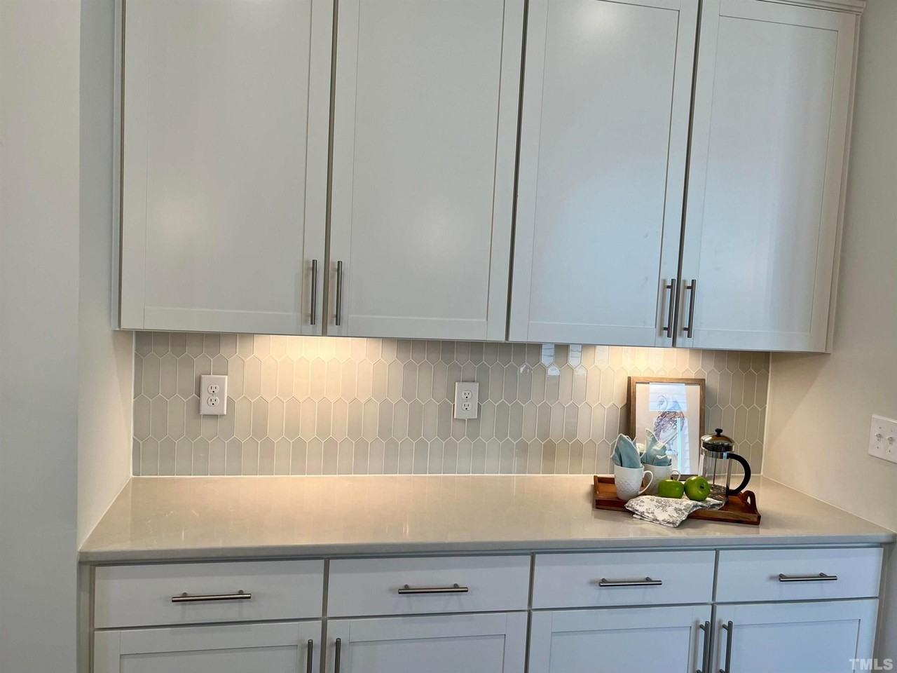 1609 American Beech St - Photo 5 of 28