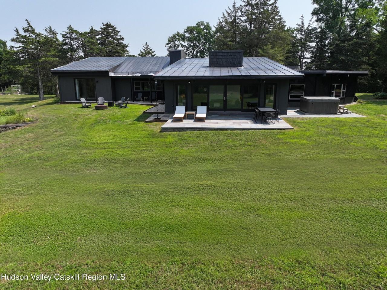 16 Spring Rd - Photo 2 of 50