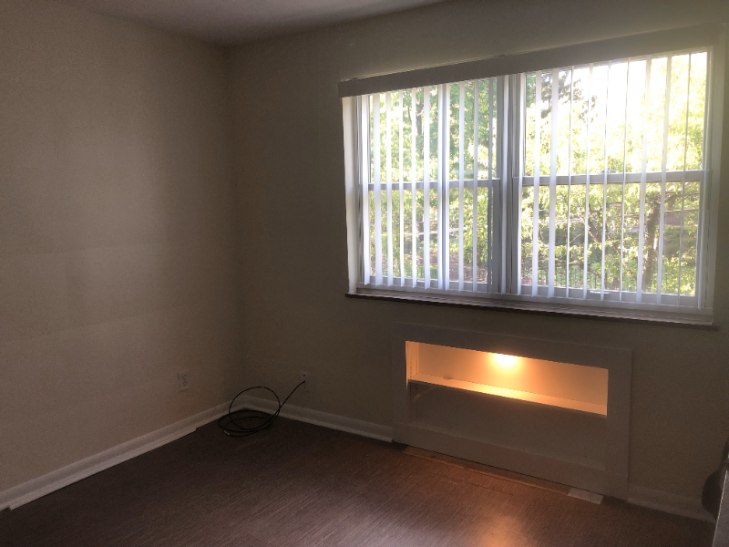 2050 Francis Ln - Photo 5 of 17