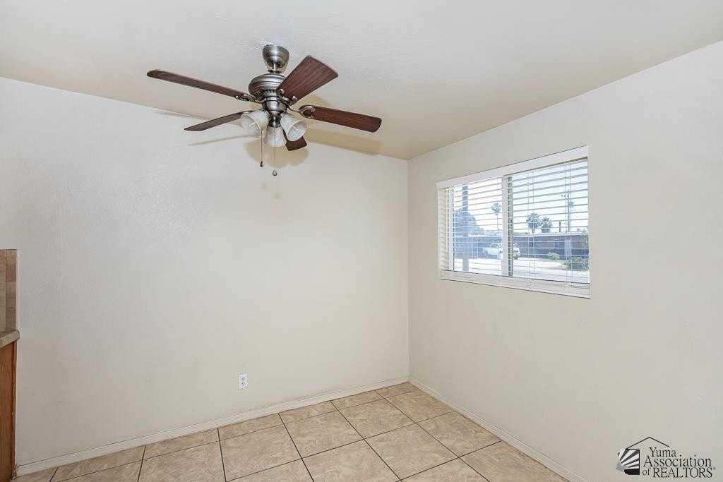 1902 W 18th St - Photo 6 of 17