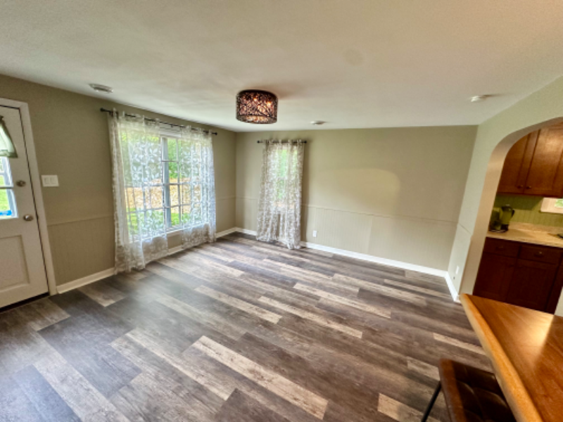 1509 N Breezeland Rd - Photo 2 of 28