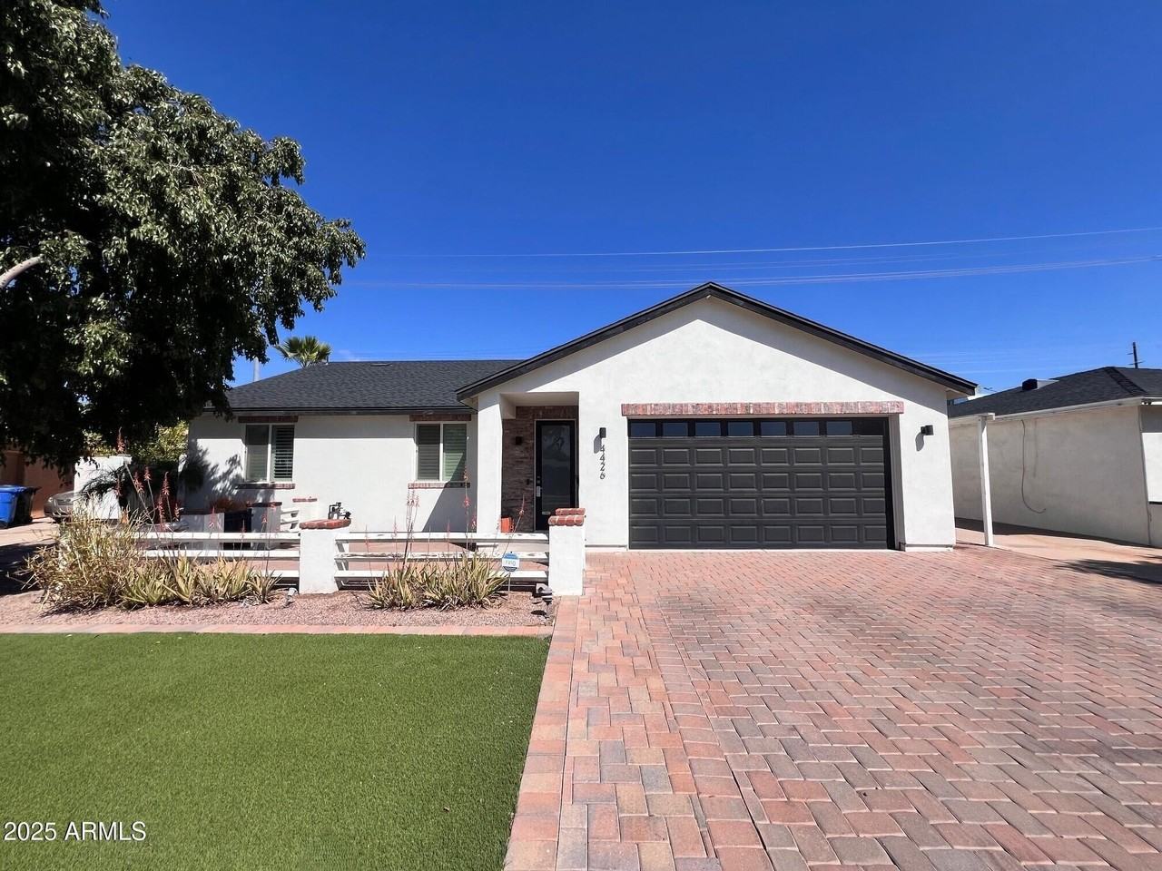 4426 E Campbell Ave - Photo 2 of 50