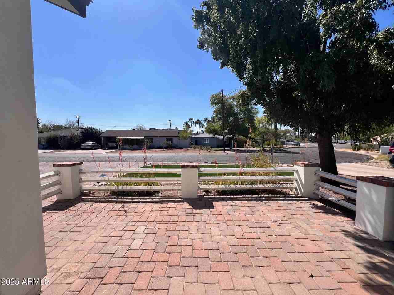 4426 E Campbell Ave - Photo 5 of 50