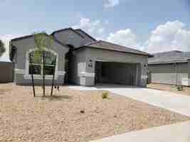 featured image of 354 N 17th Pl