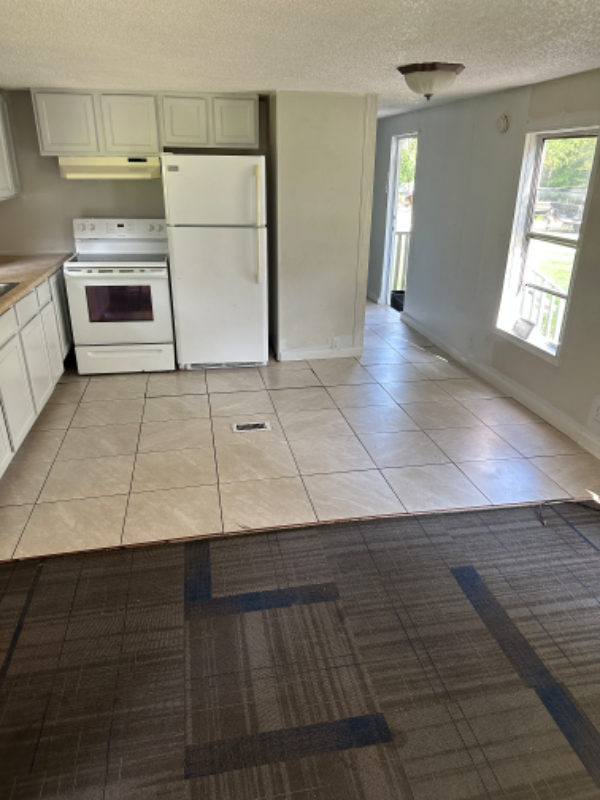 1929 Arthur Lawrence Dr - Photo 6 of 17