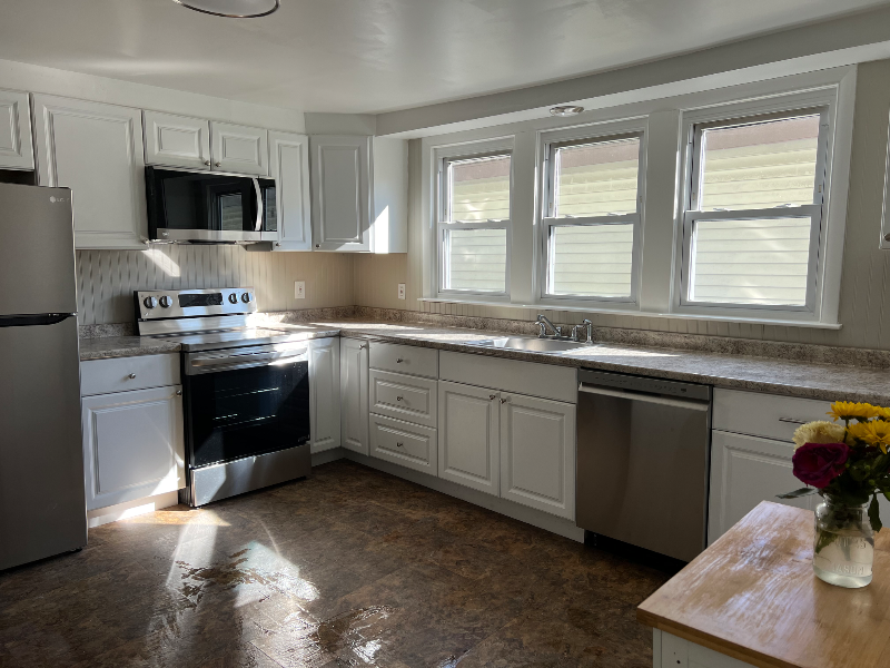 865 B St #1 - Photo 4 of 13