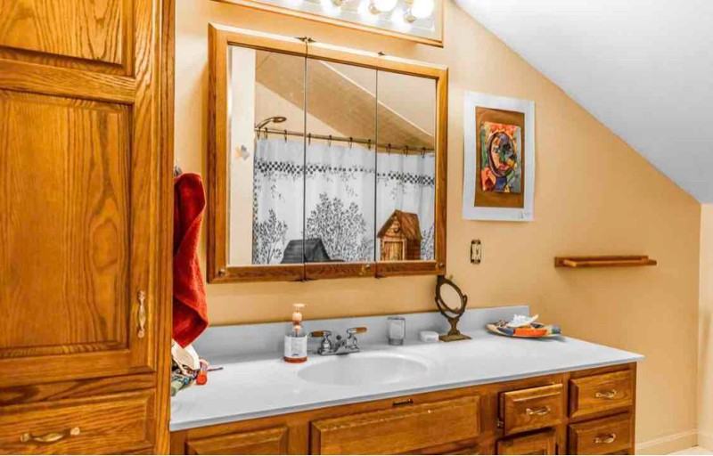 342 Main St #B - Photo 6 of 8