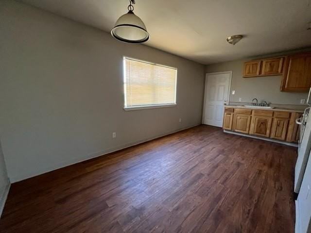 2410 Yorktown Dr - Photo 5 of 14