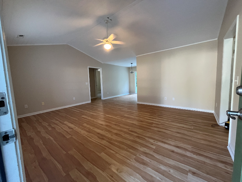 114 Belvedere Dr - Photo 2 of 17