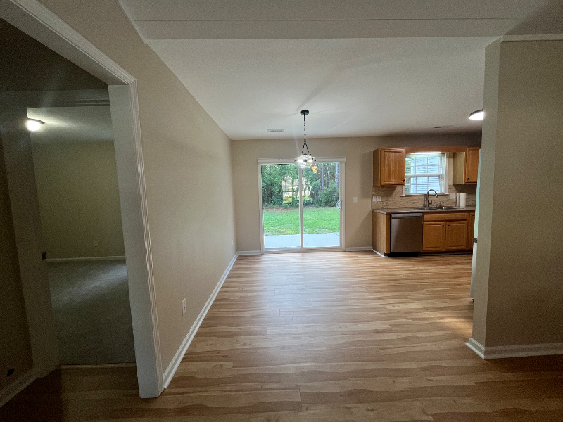 114 Belvedere Dr - Photo 5 of 17