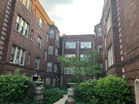 826 S Austin Blvd #3M - Photo 1 of 1