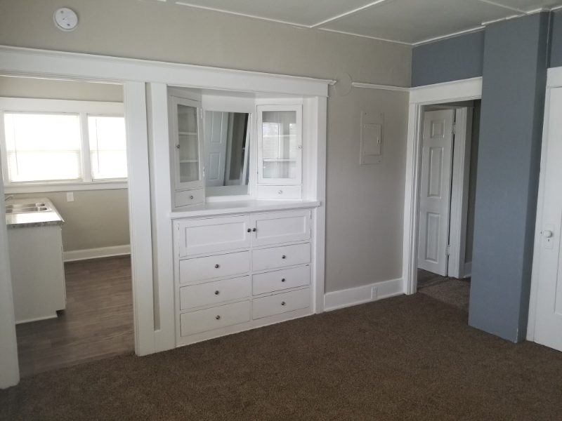 129 W Kimball Ave #A