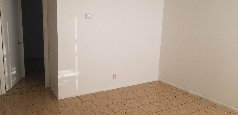 4222 Woodmanor Dr #1 - Photo 6 of 7