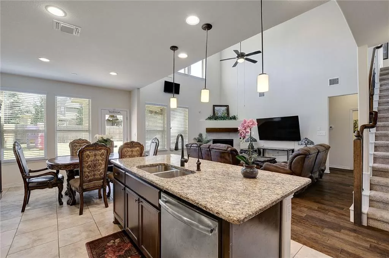 694 Oyster Creek Dr #1 - Photo 3 of 24