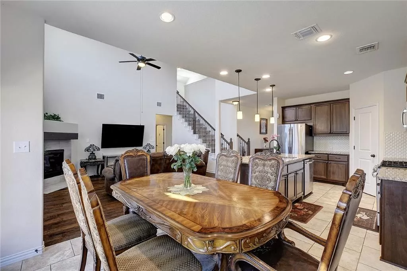 694 Oyster Creek Dr #1 - Photo 7 of 24