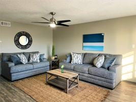 featured image of 302 Allen St #8