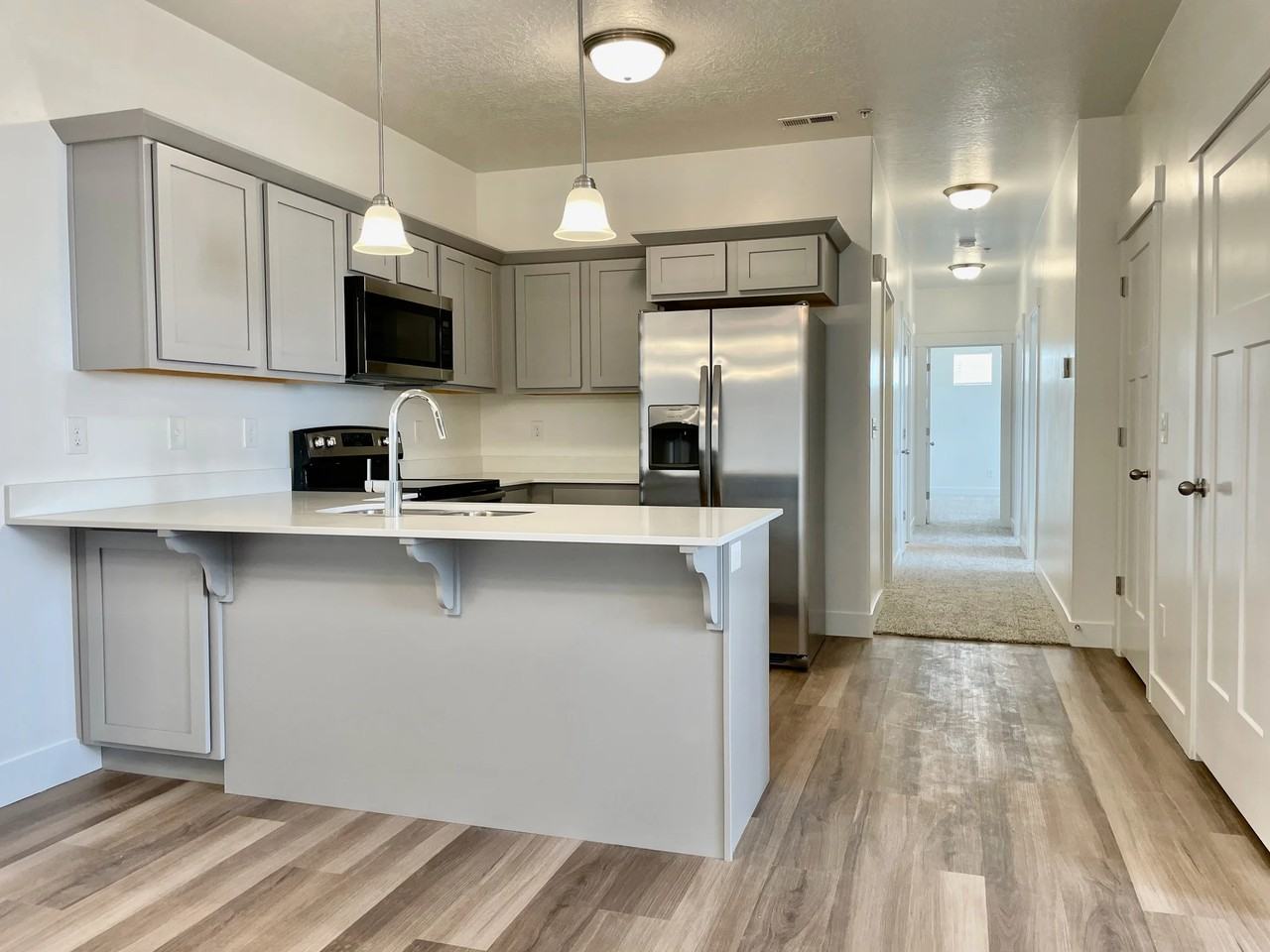 687 Nw #X302 - Photo 2 of 46