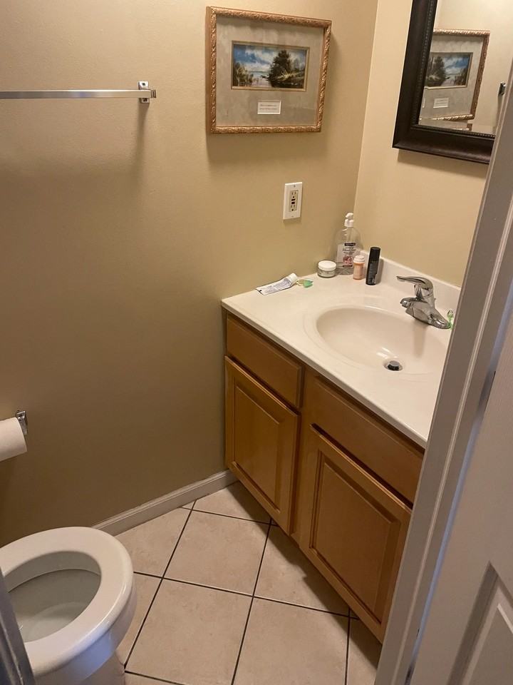 1260 Marywood Ct - Photo 2 of 8