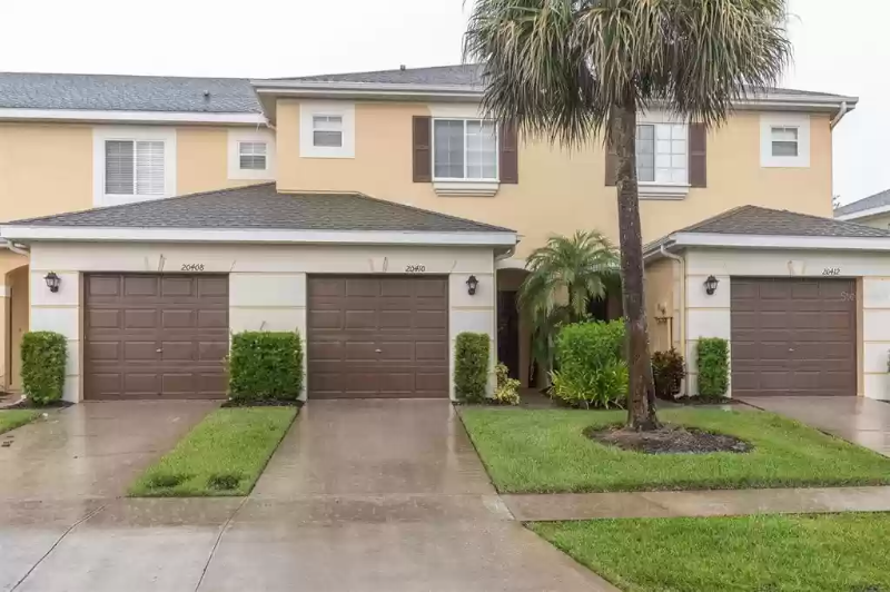 20410 Needletree Dr - Photo 2 of 17