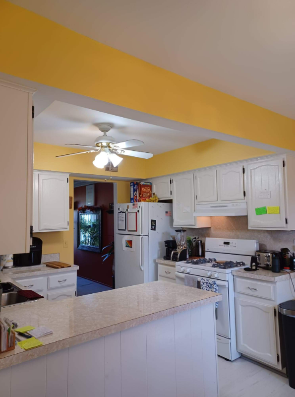 3170 Woodside Dr - Photo 3 of 12