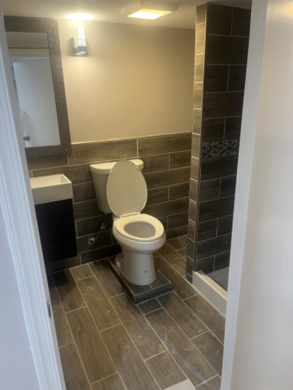 2817 Presstman St - Photo 5 of 10