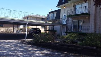 featured image of 9606 Kedvale Ave #1A