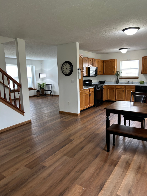 1925 Abnaki Way - Photo 7 of 32