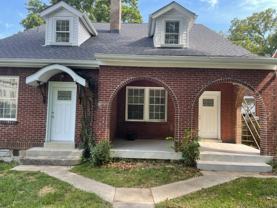 1004 W 7th St - Photo 1 of 1