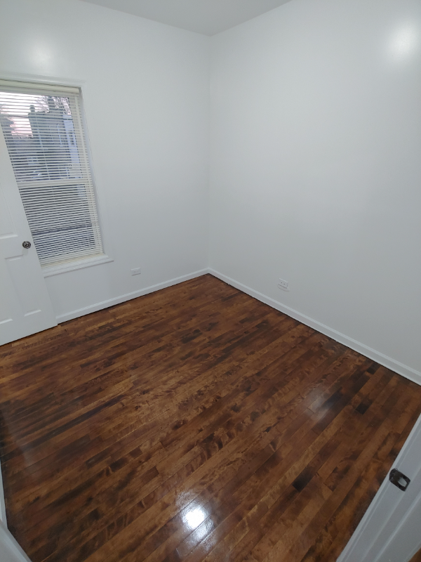 3908 Fir St #2R - Photo 3 of 6