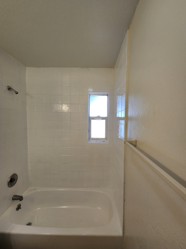 5121 Merle St #B - Photo 2 of 8