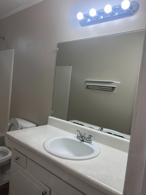 247 Kimberly Way Sw - Photo 3 of 15