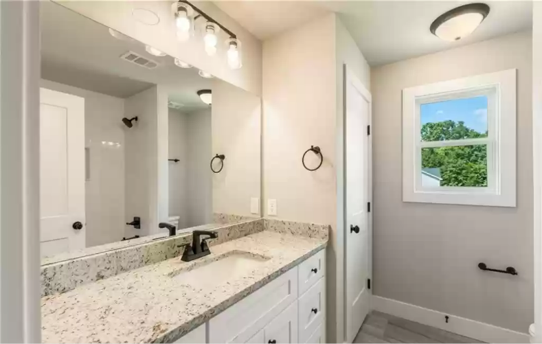 9210 Long Hollow Rd - Photo 3 of 19