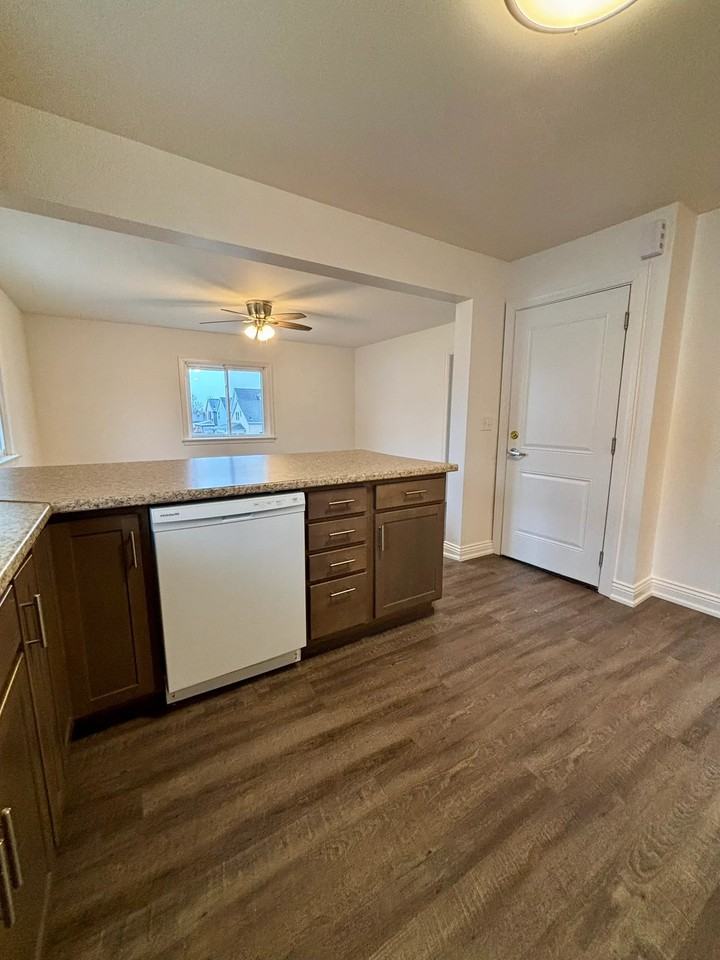 77 Laverack Ave #4 - Photo 2 of 14