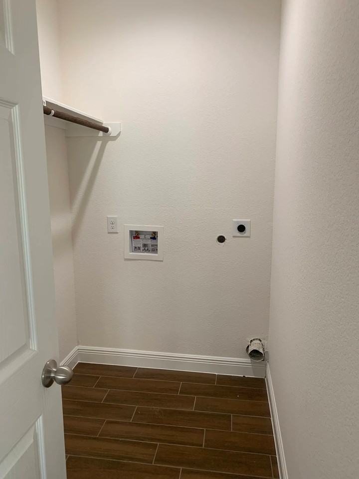 5622 Ridgeway Dr - Photo 4 of 18