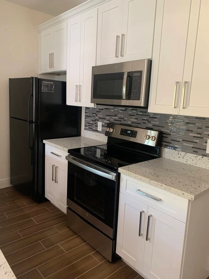 5622 Ridgeway Dr - Photo 5 of 18