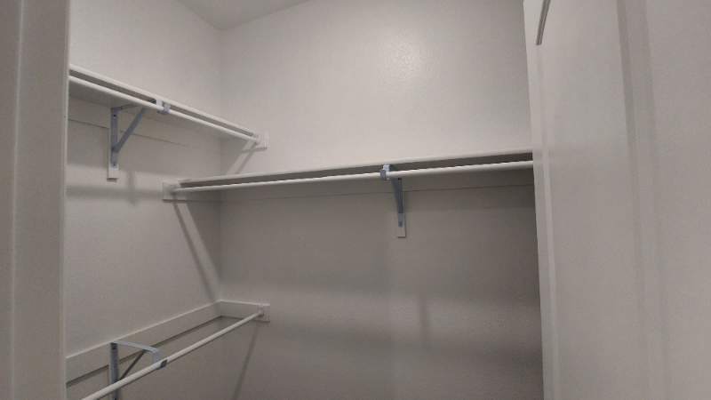 1425 Waverley Dr - Photo 7 of 16