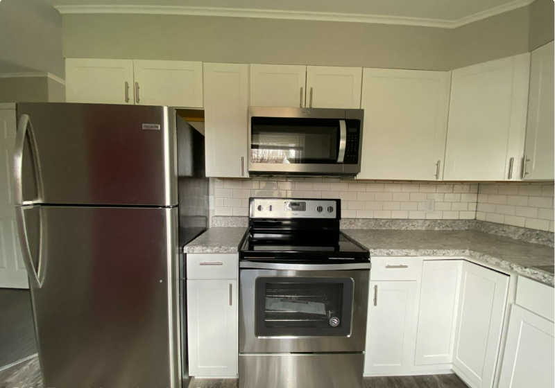 127 E 35th St - Photo 2 of 9