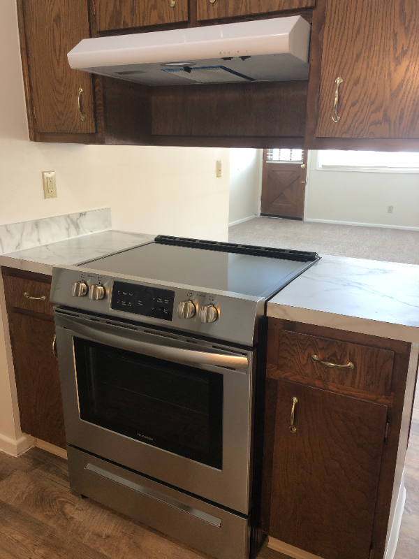 1927 Nw Hickory Ln - Photo 7 of 22