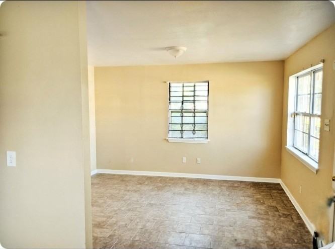 1330 Alabo St - Photo 2 of 4