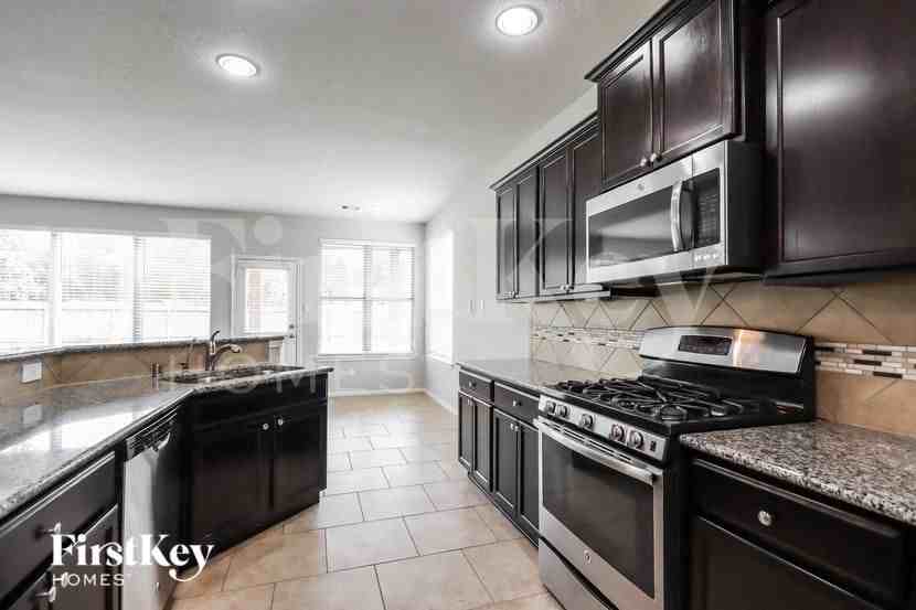 18707 Antler Trails Ct - Photo 6 of 15